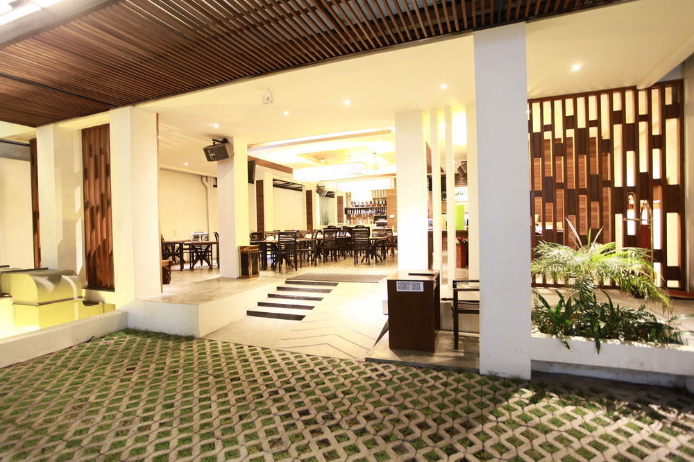 Jocs Boutique Hotel Легиан Екстериор снимка